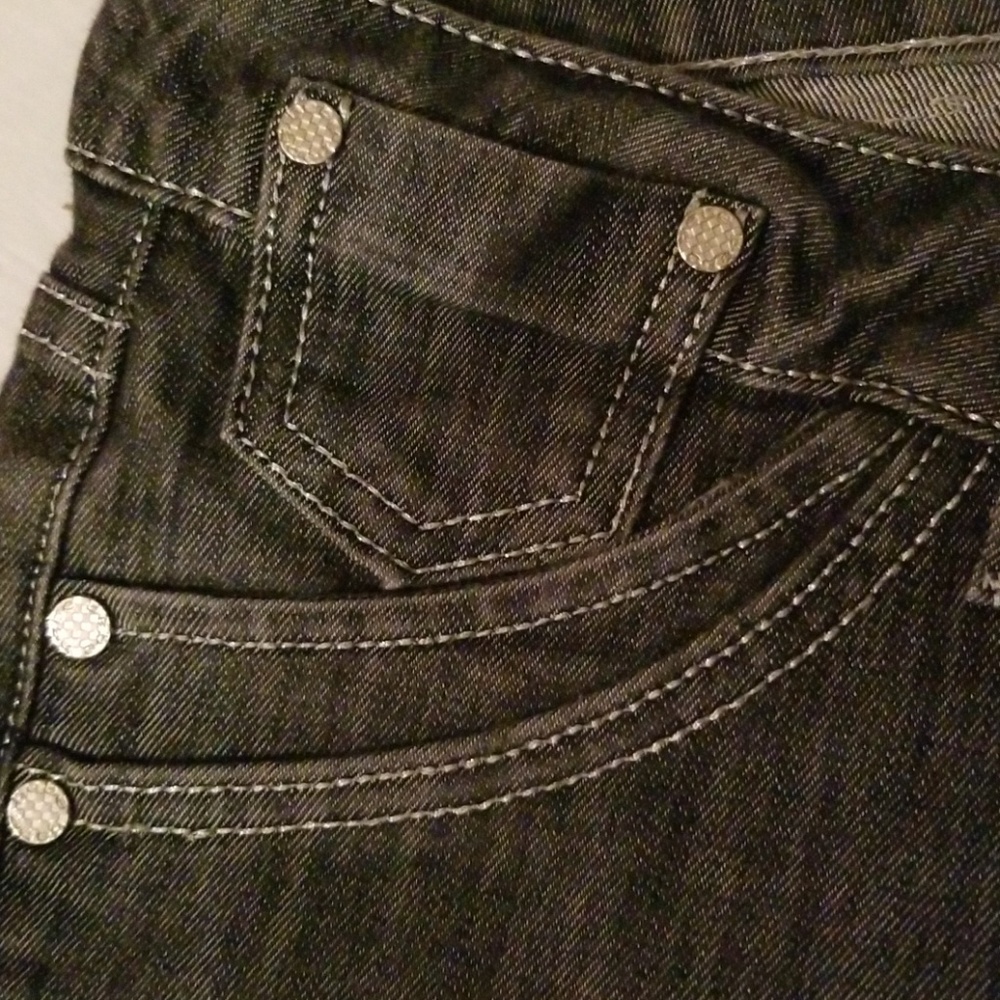 Slim Jean - Picture 3 of 6